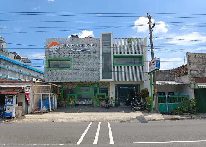 The Cabin Hotel Wirobrajan Ngabean